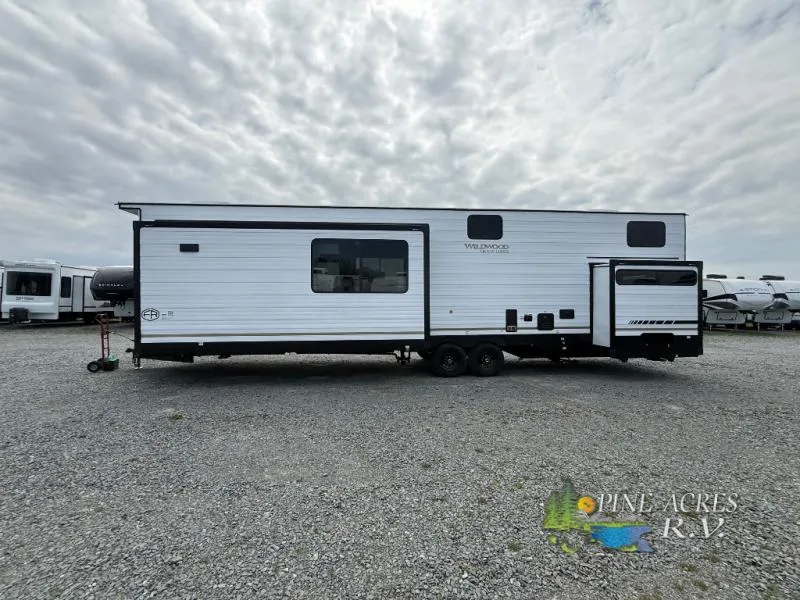 2026 Forest River RV Forest River Wildwood Grand Lodge 40FKP - Photo 2