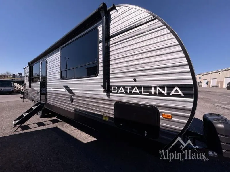 2026 Coachmen Catalina Legacy Edition 303RKDS - Photo 3