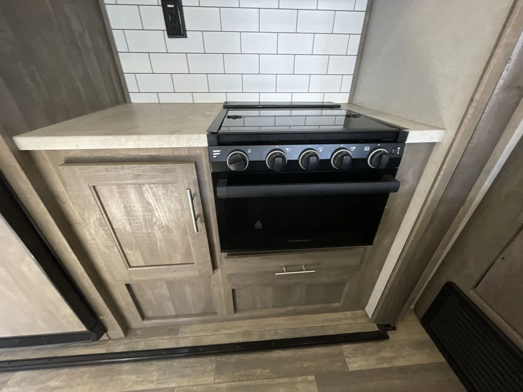 2022 Forest River XLR Boost 31QB, Photos photo 9