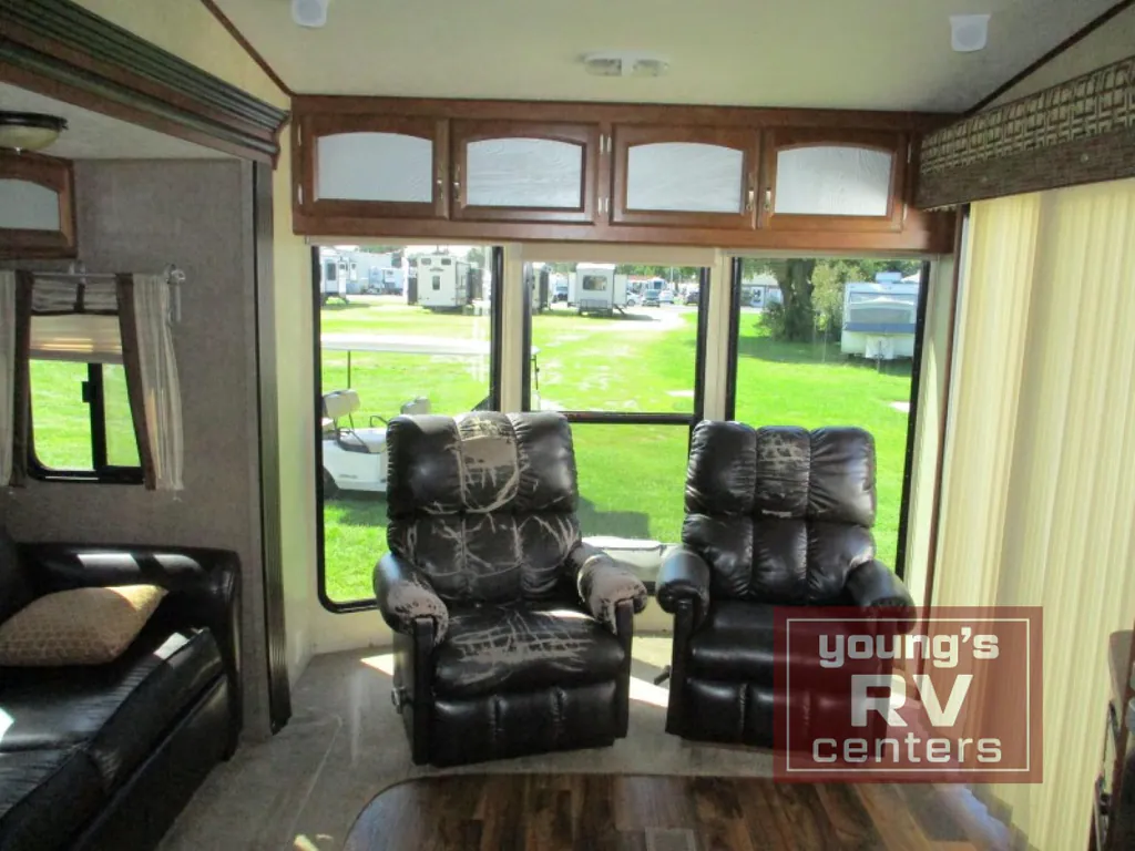 2016 Forest River Salem Villa 353FLFB, Photos photo 12