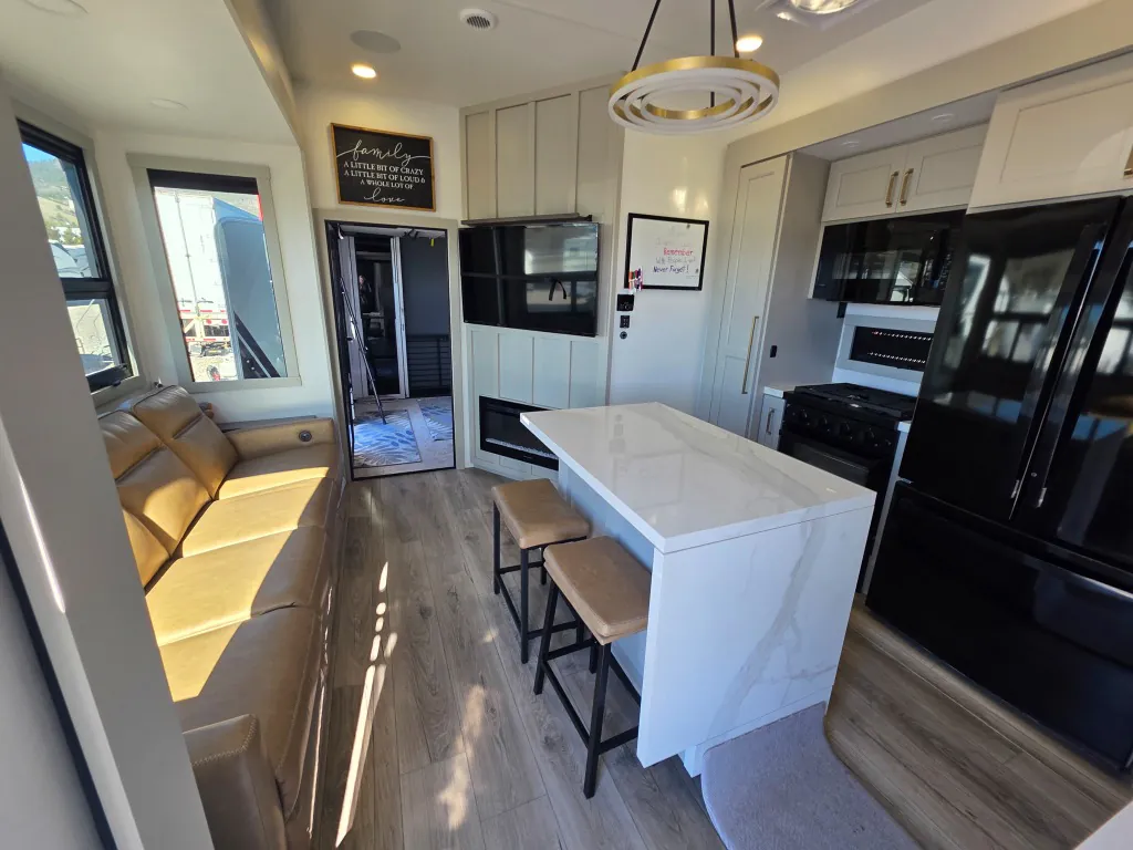 2024 Brinkley Model G 3500, Photos photo 31
