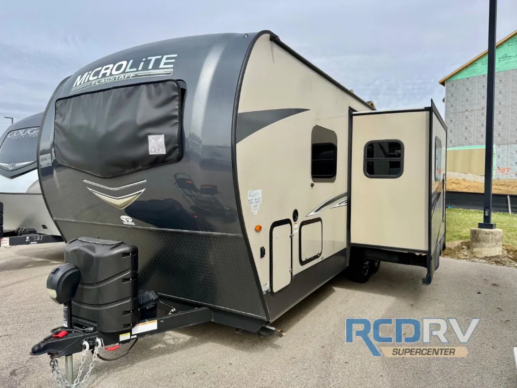 2022 Forest River Flagstaff Micro Lite 25FBS, Photos photo 3