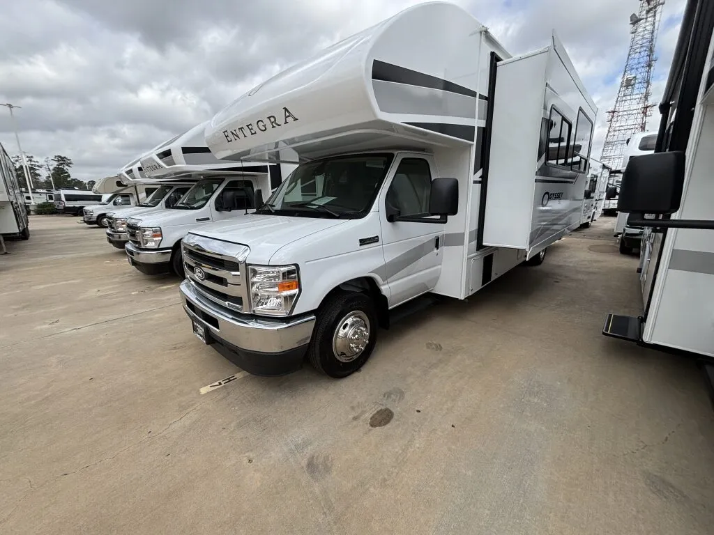 2026 Entegra Coach Odyssey SE 29KF - Photo 2