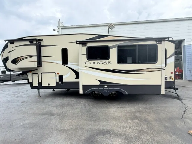 2019 Keystone Cougar Lite 27RLSWE - Photo 4