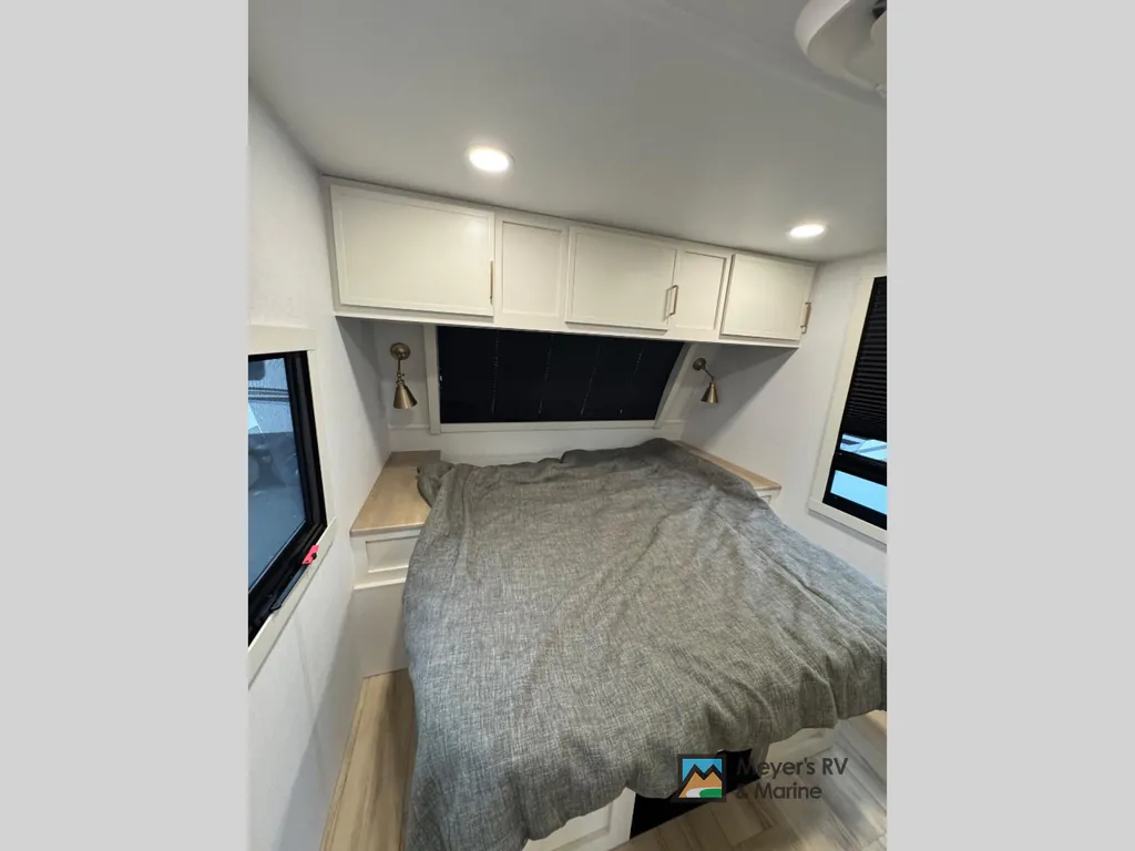2025 Brinkley Model I 265, Photos photo 13