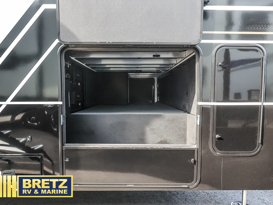 2027 Brinkley Model G 3970, Photos photo 16