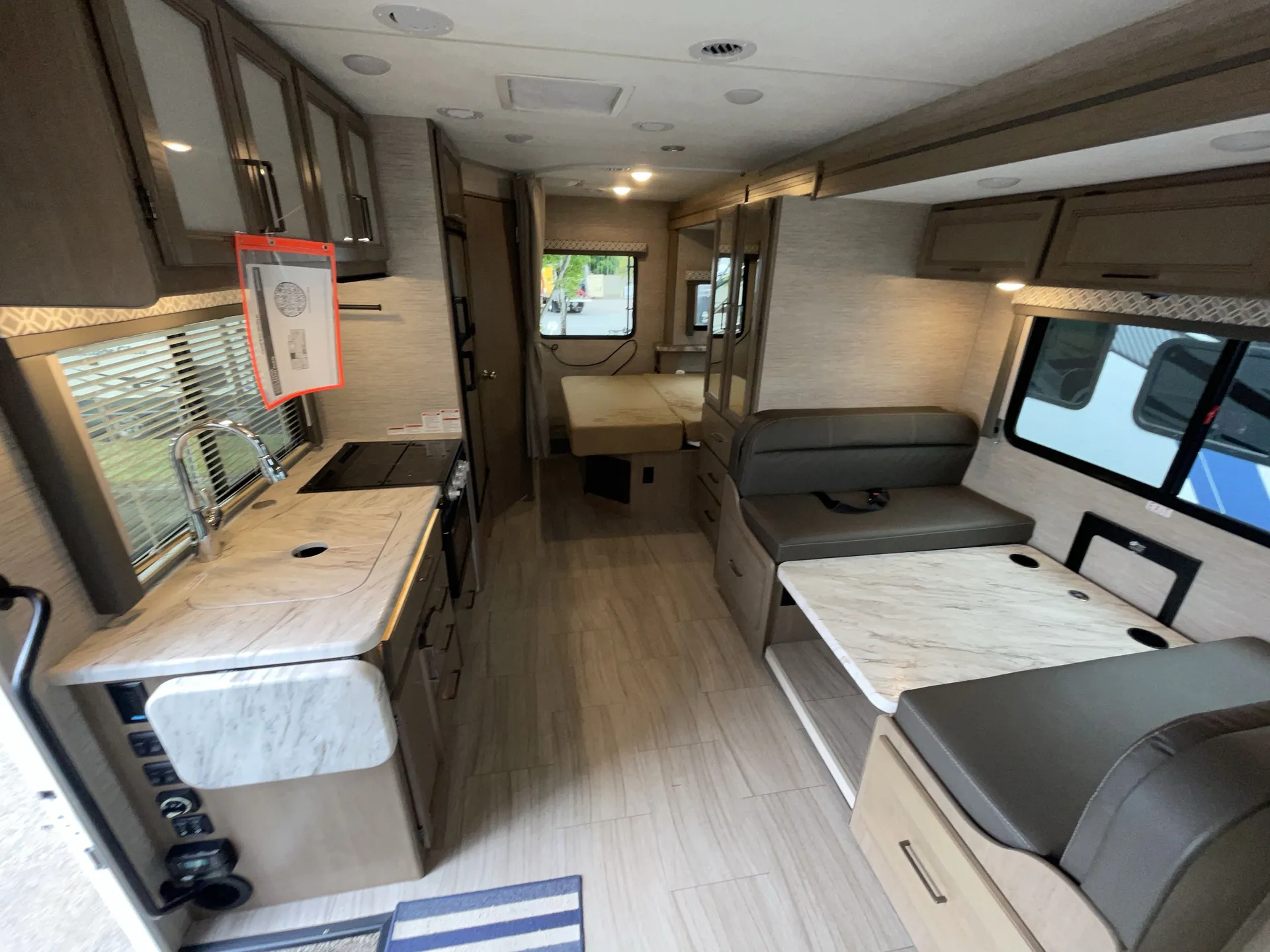 2022 Thor Motor Coach Coleman 24EQ - Photo 3