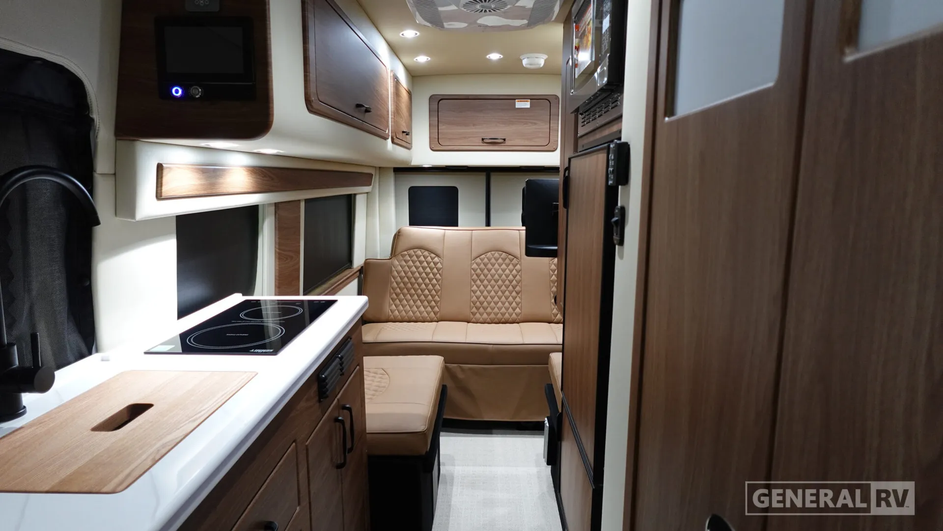 2026 Midwest Automotive Designs Patriot MD2F - Photo 3
