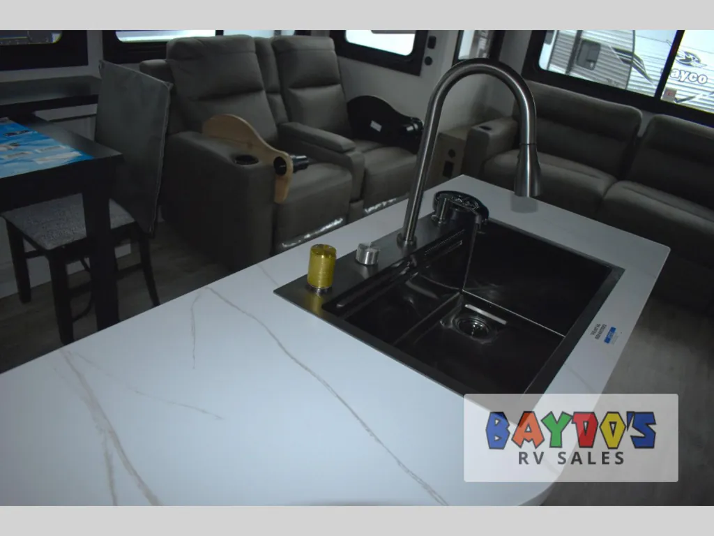 2026 Jayco Eagle 321RSTS, Photos photo 14