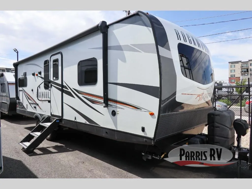 2022 Forest River Rockwood Ultra Lite 2613BS - Photo 2