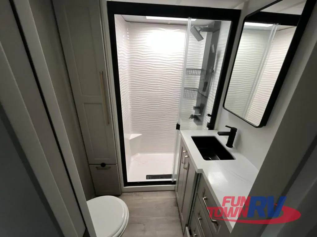 2026 Brinkley Model G 4100, Photos photo 21