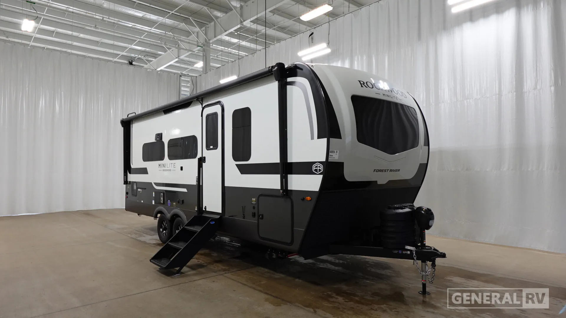 2027 Forest River Rockwood Mini Lite 2524FBT