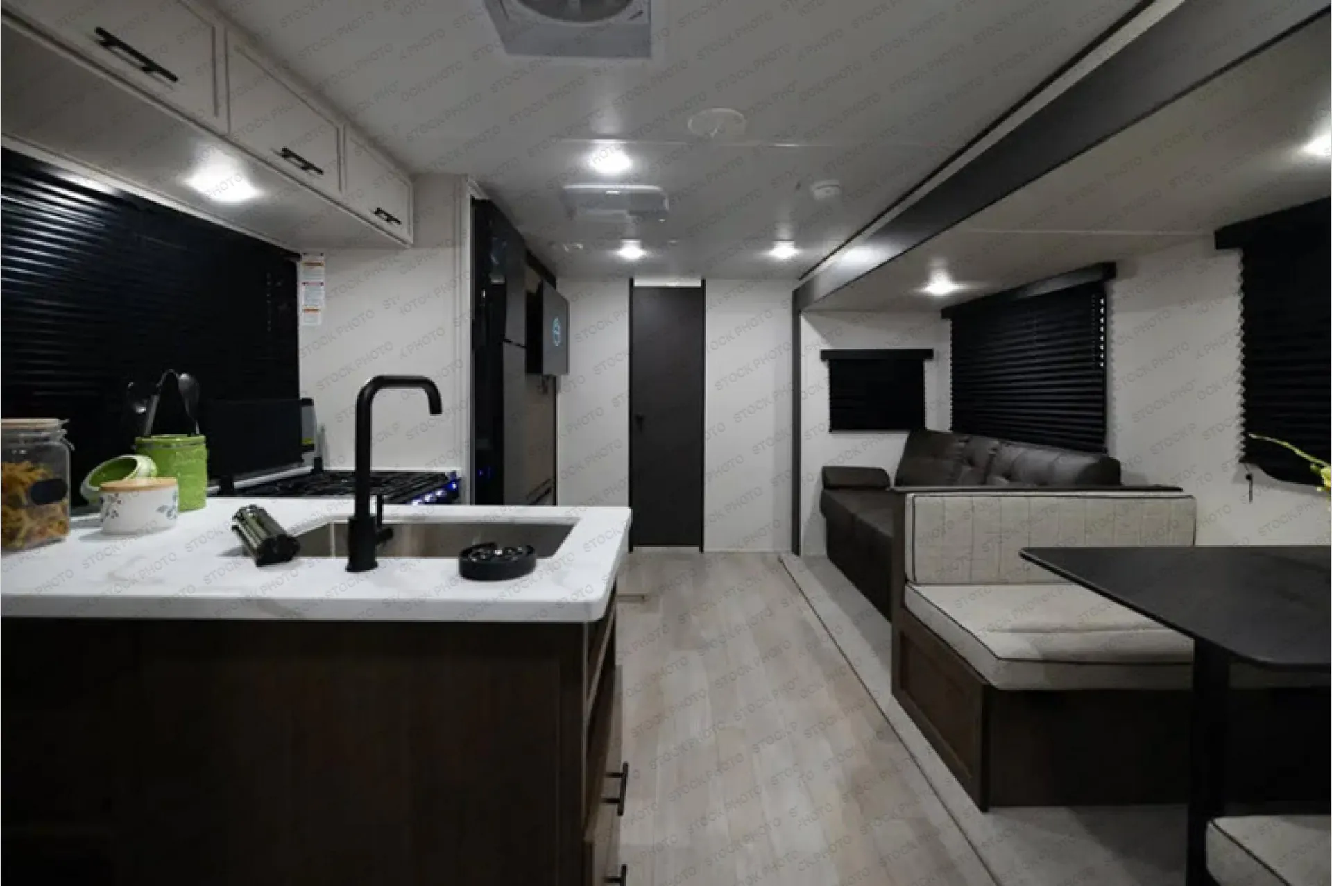 2027 Forest River Avenger 25RBS dealer photo 2 from Royal RV Center