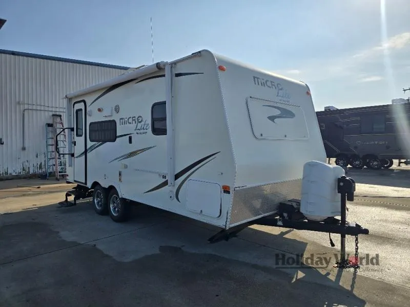 2015 Forest River Flagstaff Micro Lite 21FBRS - Photo 2