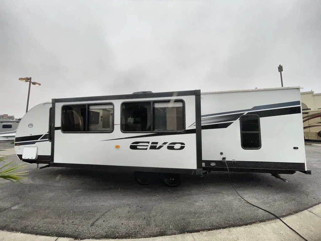 2025 Forest River EVO Lite 2700BHX, Photos photo 4