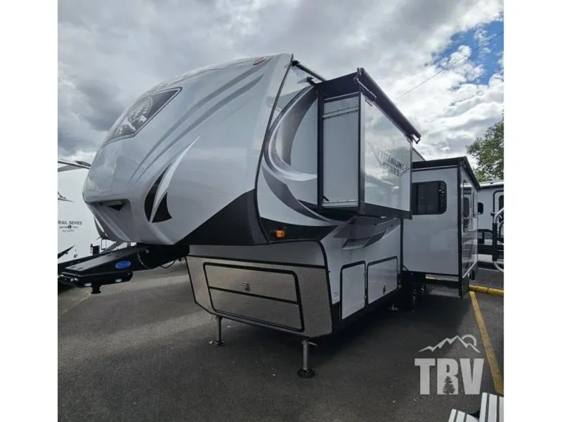 2024 Outdoors RV Glacier Peak Titanium Series 27MKS - Photo 2