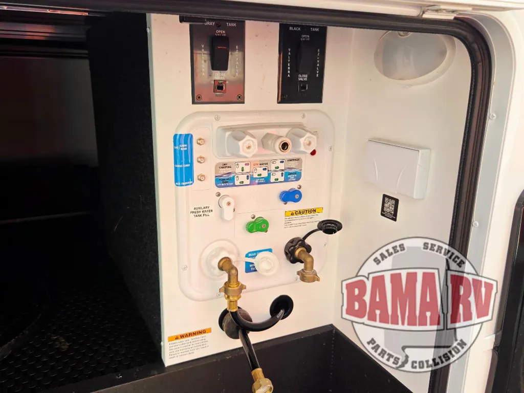 2025 Brinkley Model Z 3400, Photos photo 23