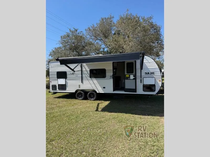 2026 Jayco Jay Flight SLX 250BH - Photo 3