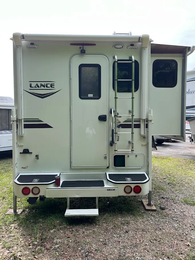 2020 Lance 1062 - Photo 4