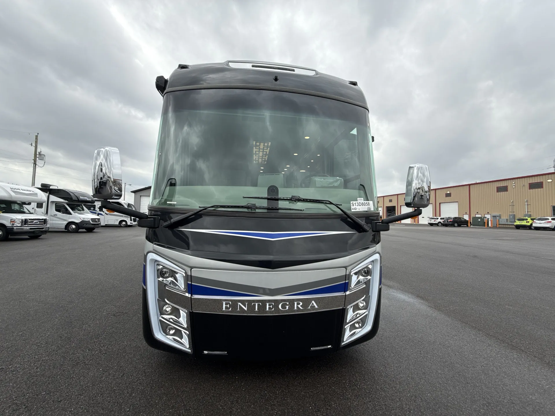 2025 Entegra Coach Aspire 44D — front