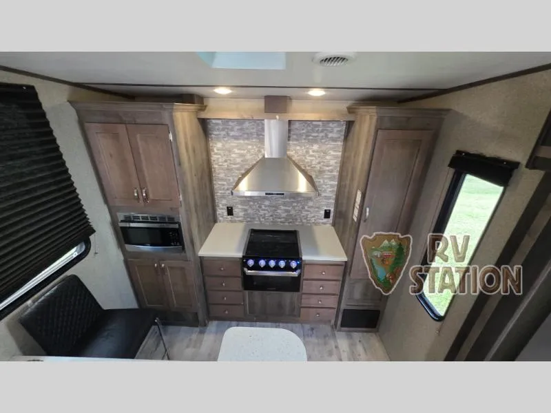 2020 Keystone RV Sprinter 3551FWMLS - Photo 4