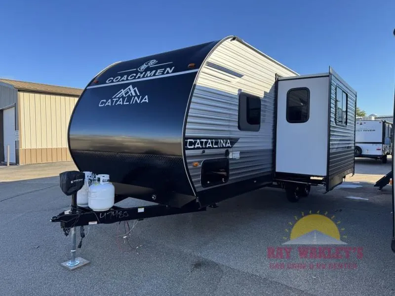 2026 Coachmen RV Catalina Summit Series 8 231BHS - Photo 4