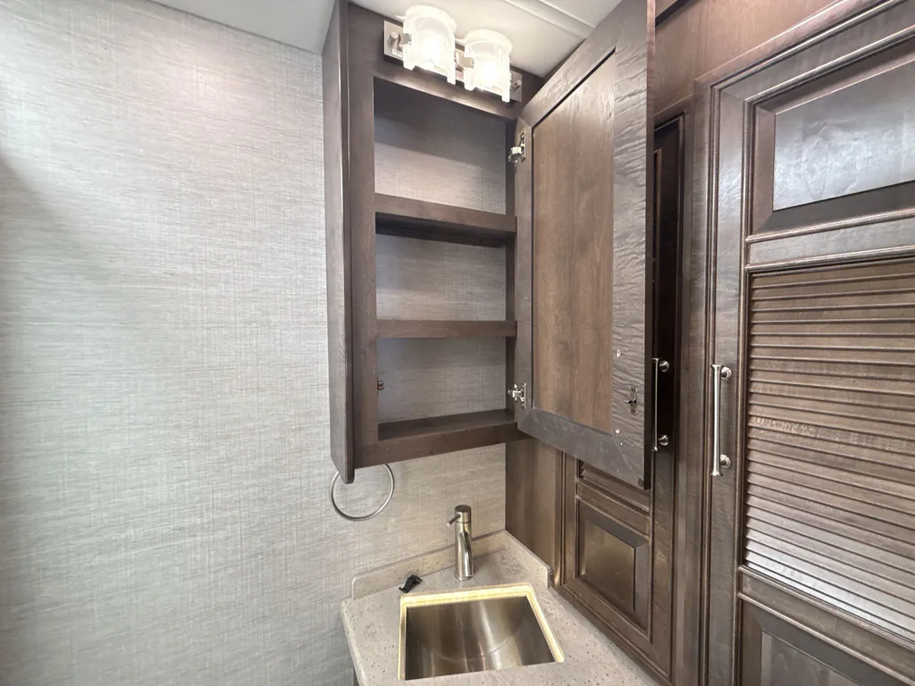 2021 Entegra Coach Accolade 37K, Photos photo 21