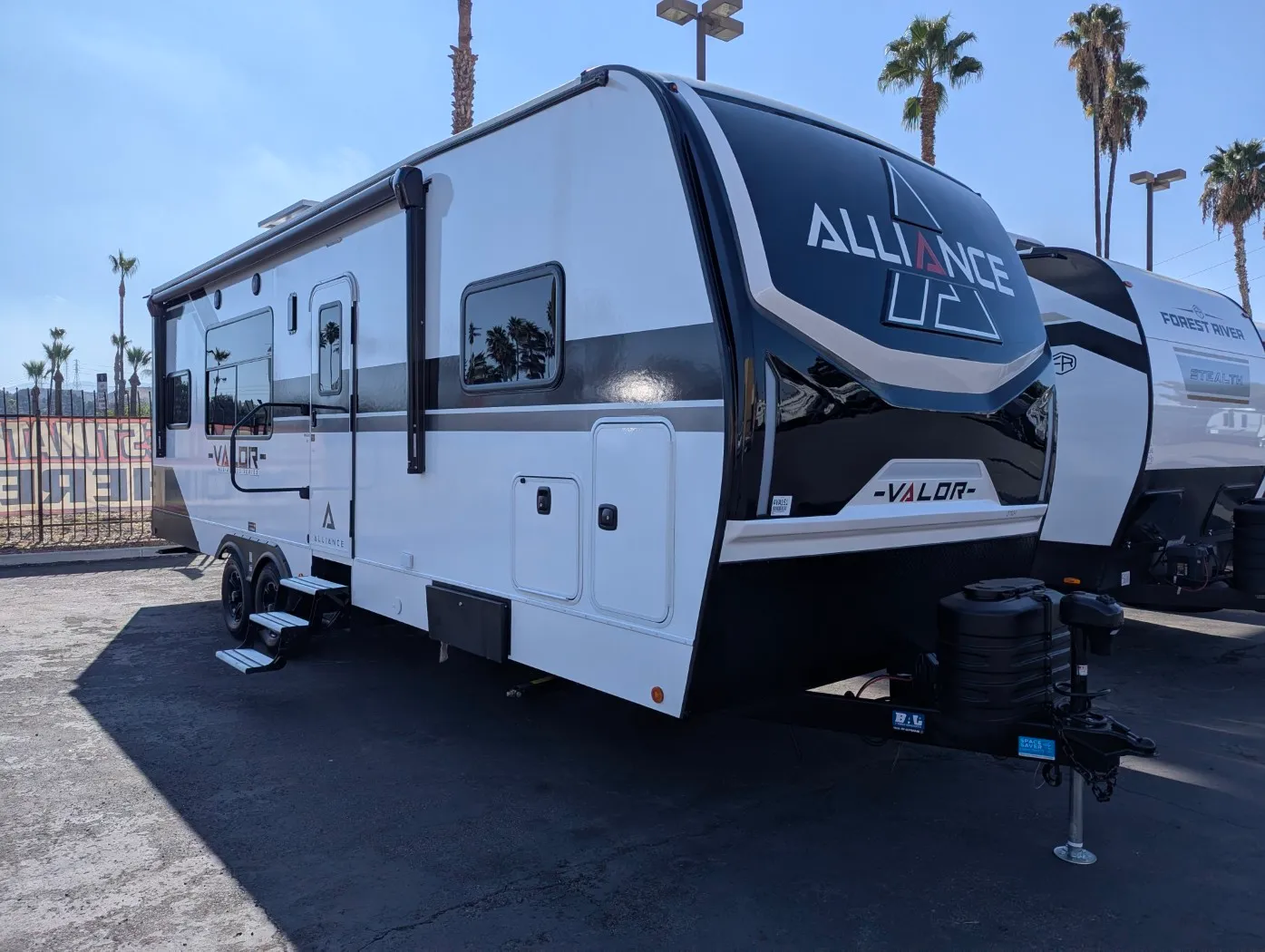 2026 Alliance RV Valor 27T14 - Photo 2