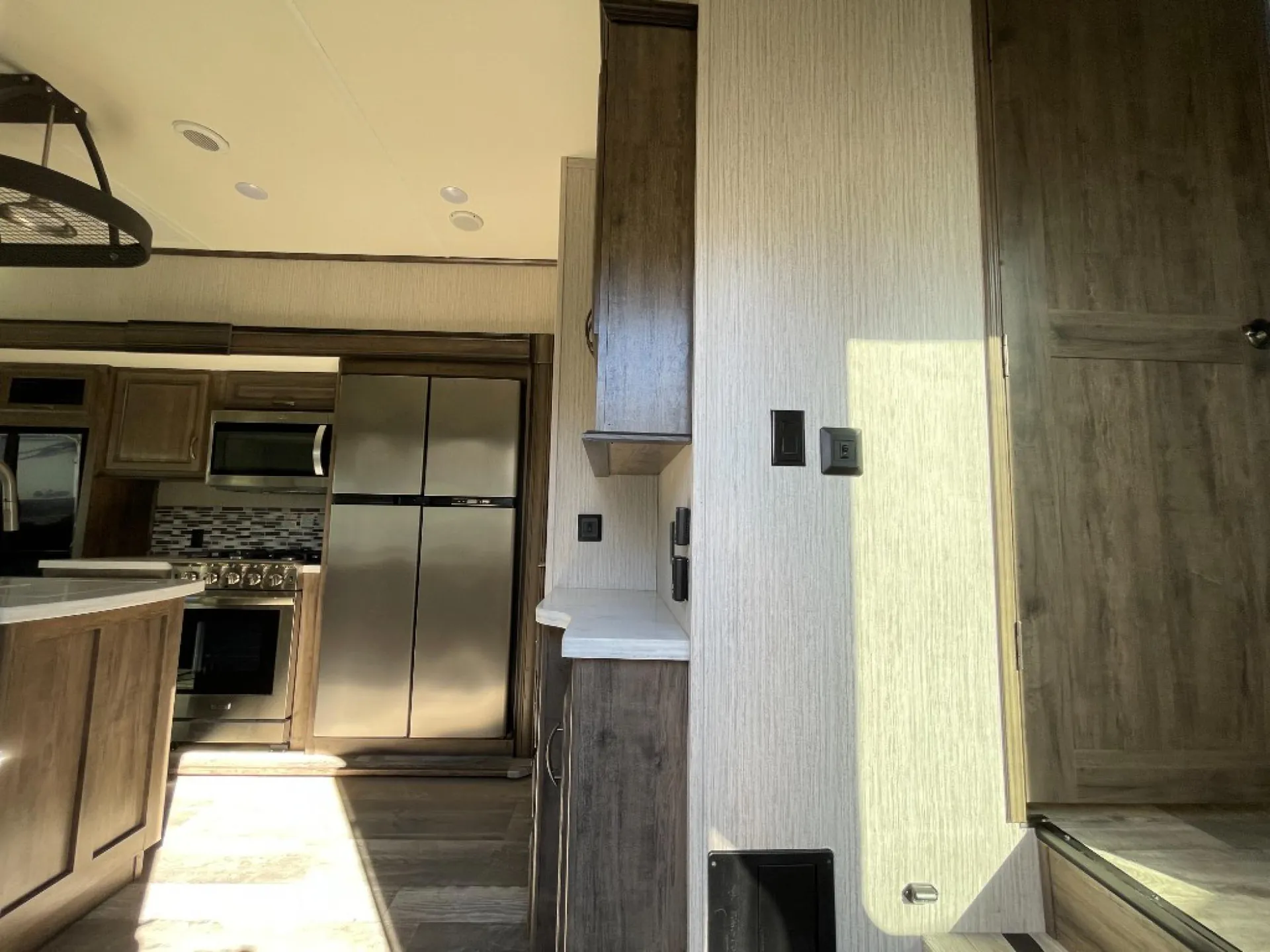 2021 Forest River Sierra 321RL - Photo 3