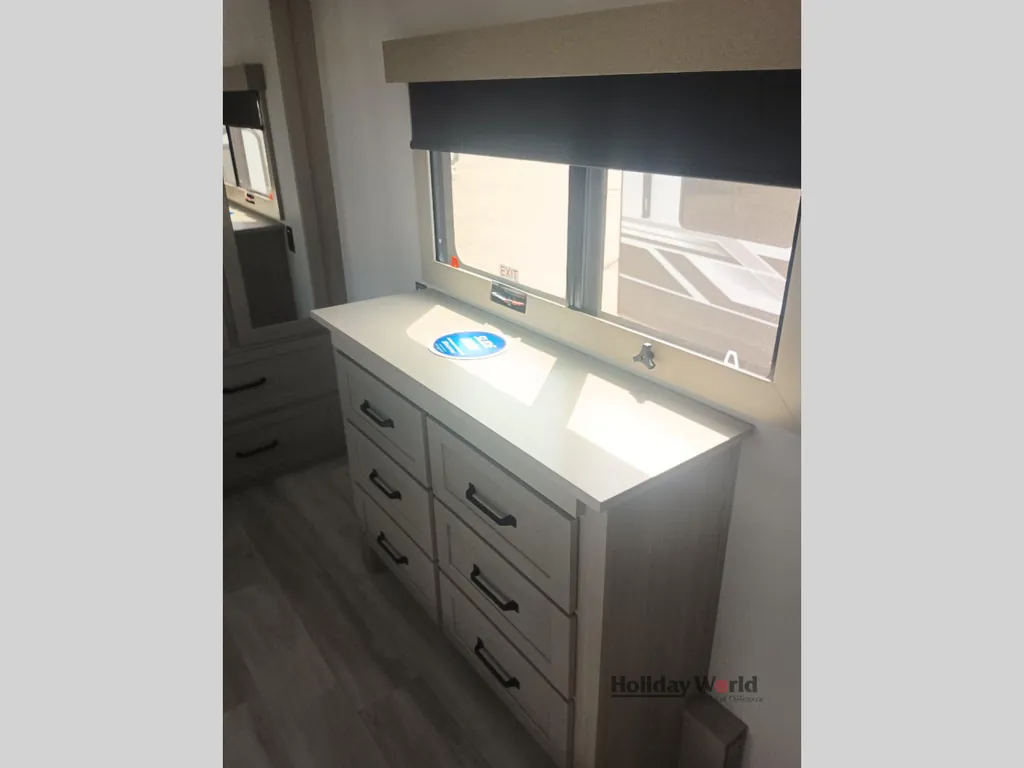 2026 Grand Design Momentum 381MS, Photos photo 43