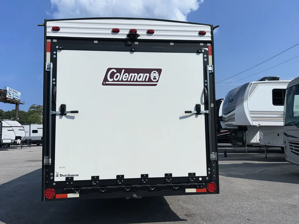 2021 Dutchmen Coleman Lantern 251TQ, Photos photo 6
