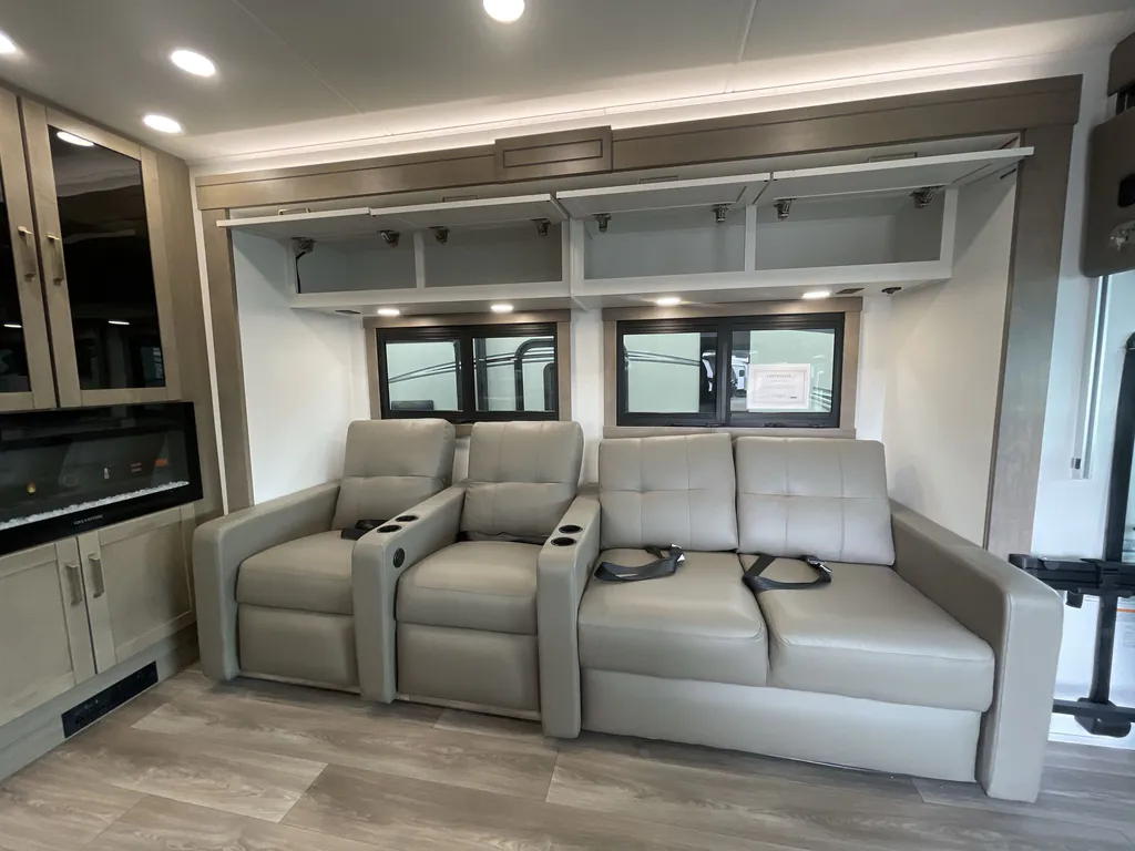 2027 Entegra Coach Vision XL 36C, Photos photo 33
