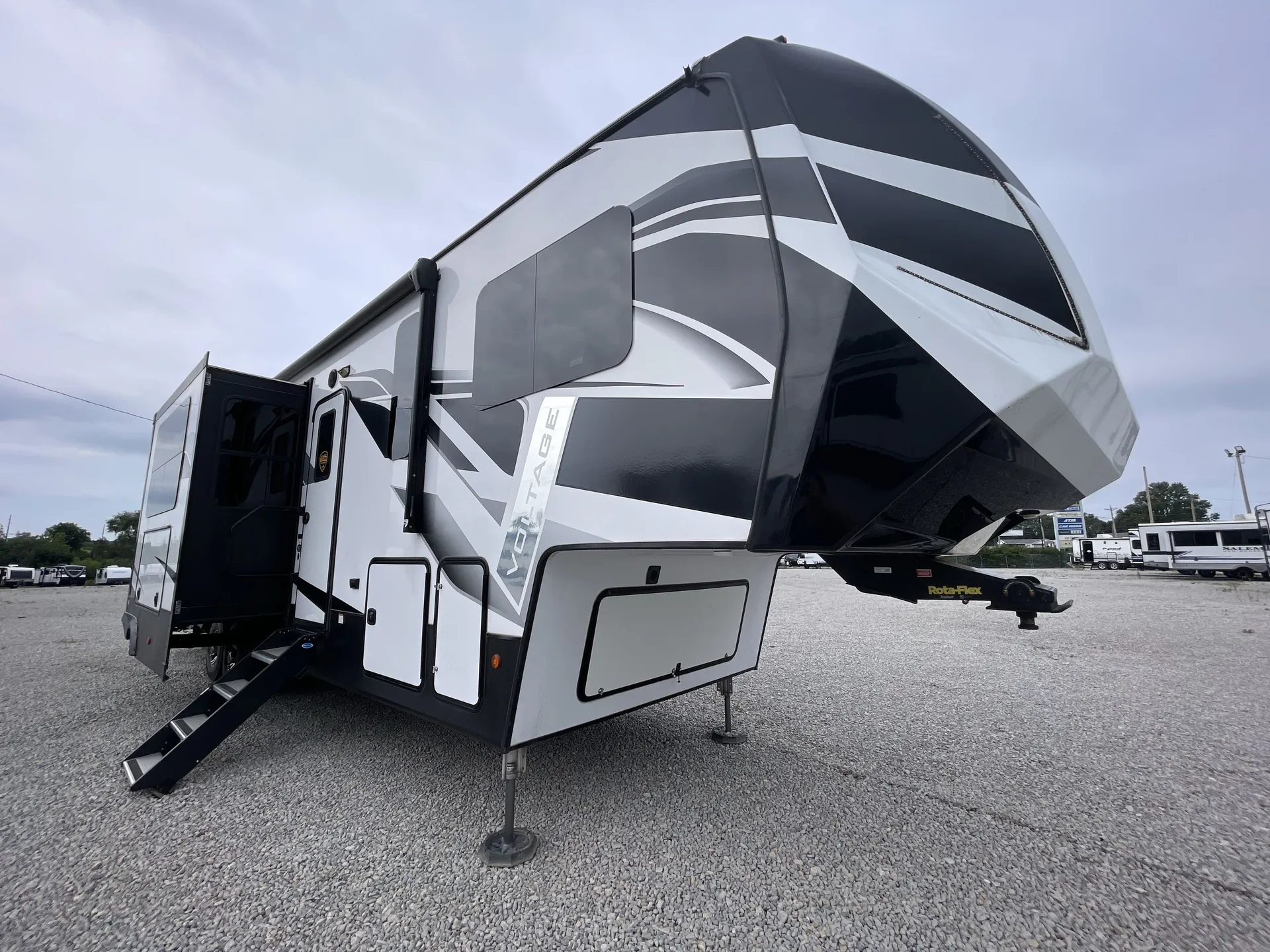 2021 Dutchmen Voltage 3615 dealer photo 1 from Camping World