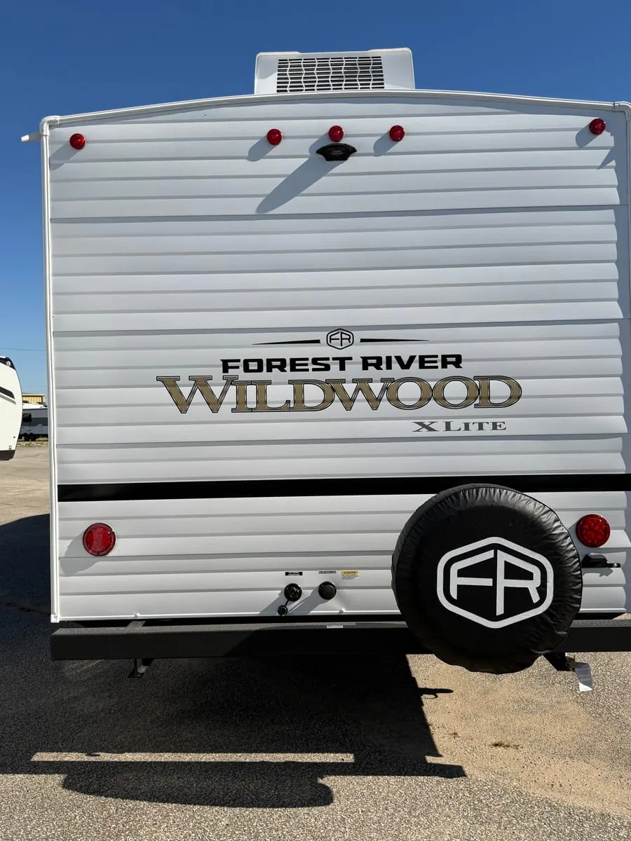 2027 Forest River Wildwood X-Lite 273QBXL — Photo 7