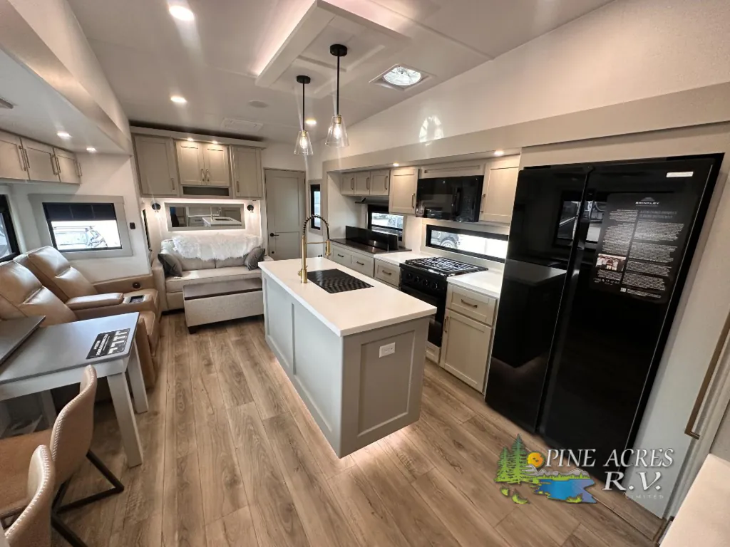 2026 Brinkley Model Z 3515, Photos photo 25