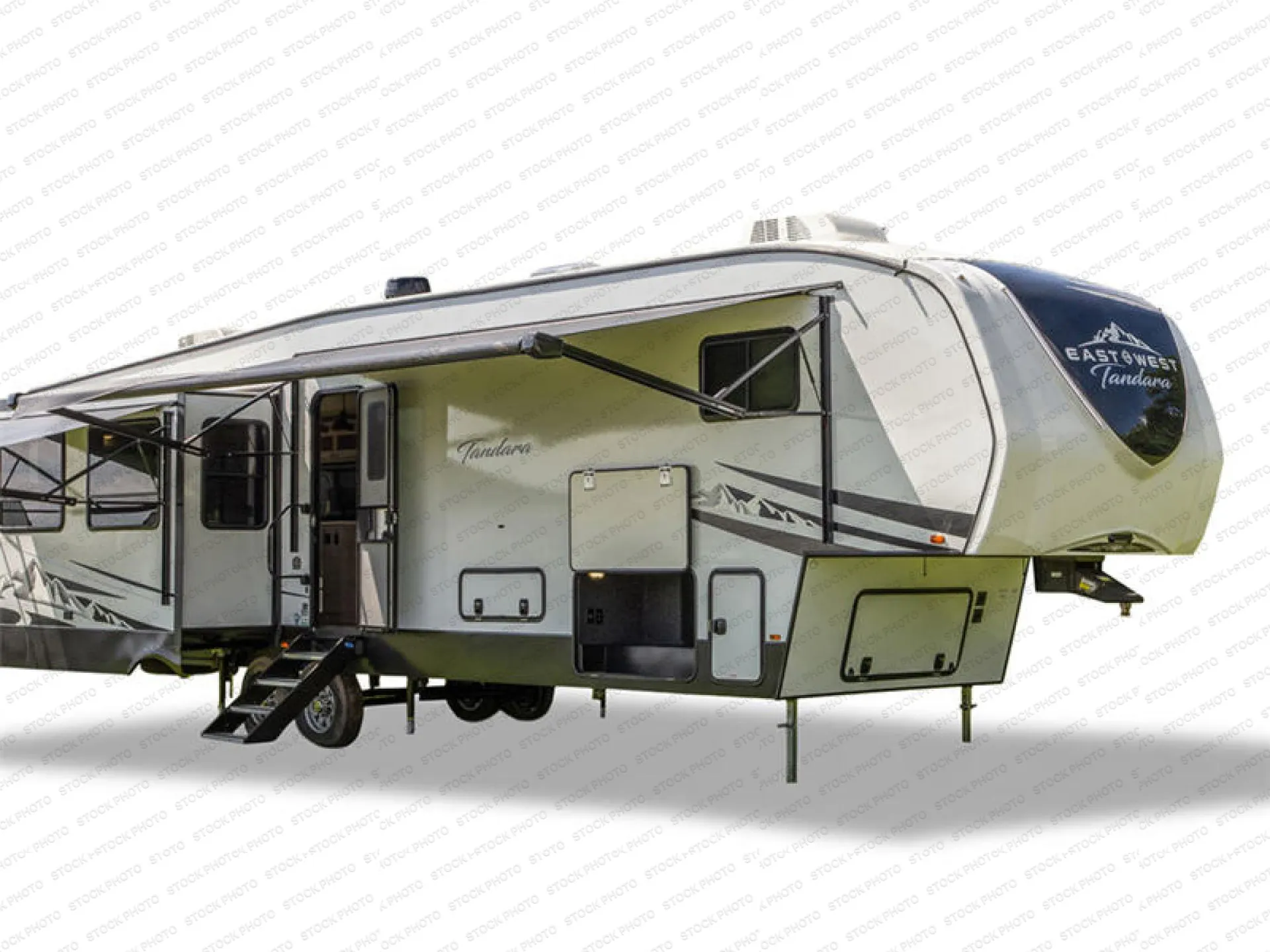 2022 East to West Tandara 385MB - Photo 2