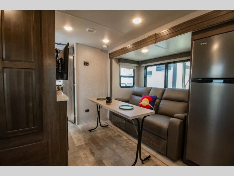 2023 Forest River Flagstaff Micro Lite 25FKBS - Photo 4