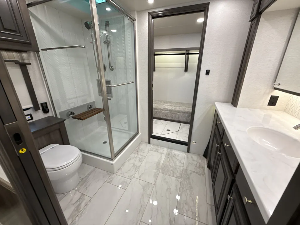 2025 Entegra Coach Aspire 44D, Photos photo 12