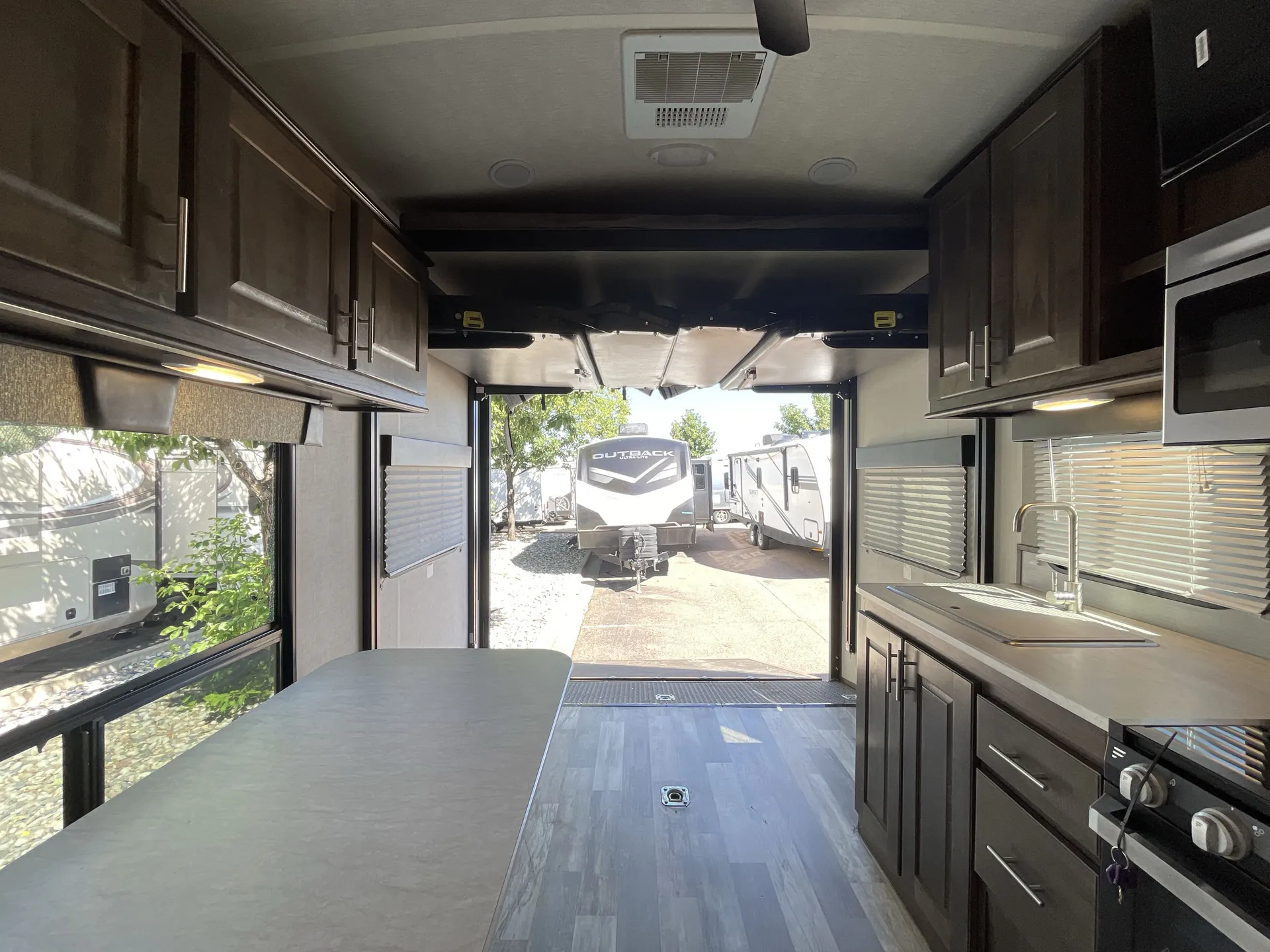 2020 Heartland Fuel 250 — living area main