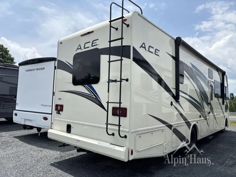 2022 Thor Motor Coach A.C.E 32.3 - Photo 3