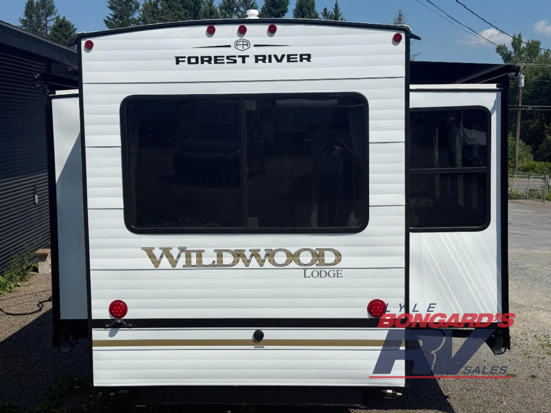 2026 Forest River Wildwood Lodge 40RLB — Photo 6