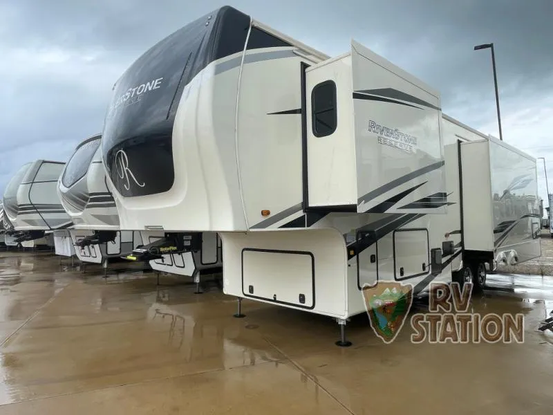 2021 Forest River Riverstone Reserve 3670RL - Photo 2