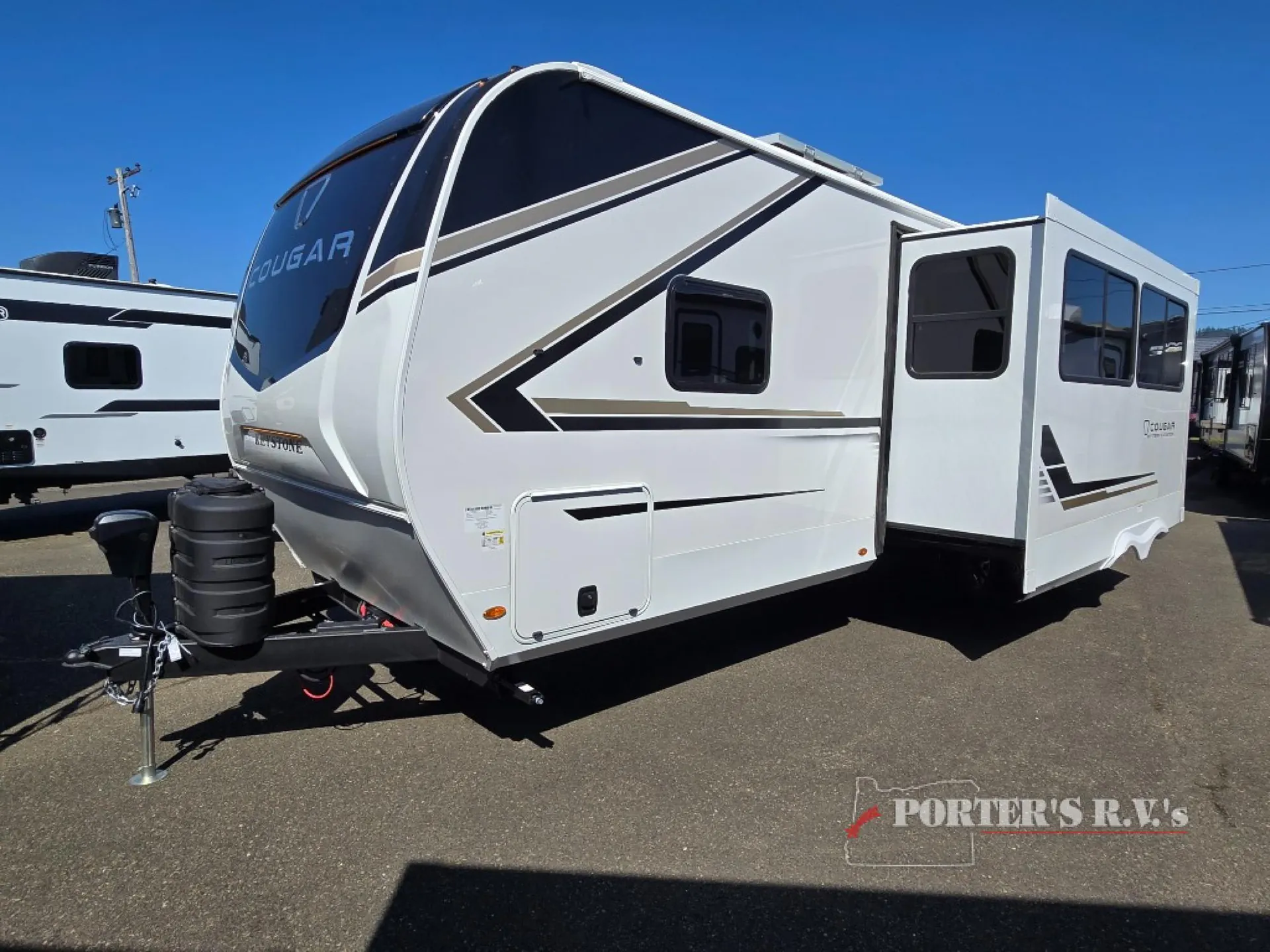 2027 Keystone Cougar Western Elevation 28BHWE dealer photo 1 from Porter's RV