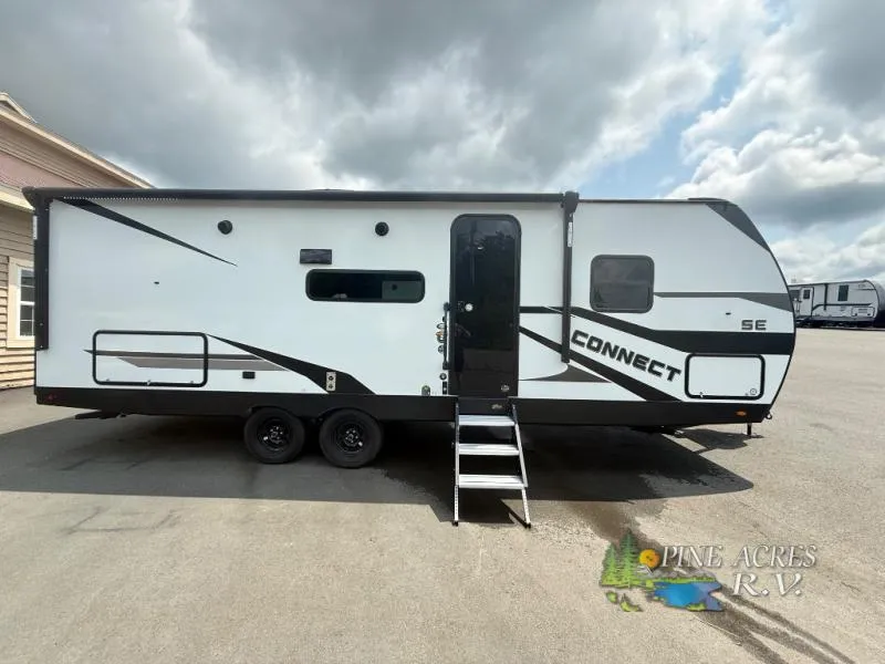 2025 KZ Connect SE New    C241BHKSE Slide Out &amp; Corner Bunks - Main photo