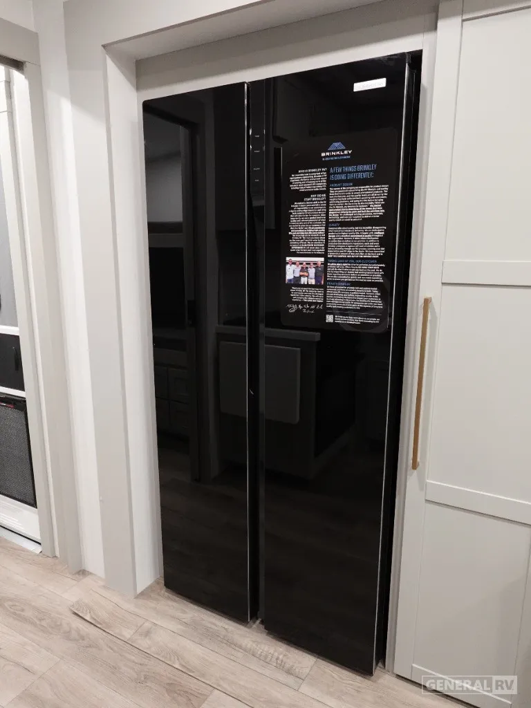 2026 Brinkley Model Z 2810, Photos photo 26