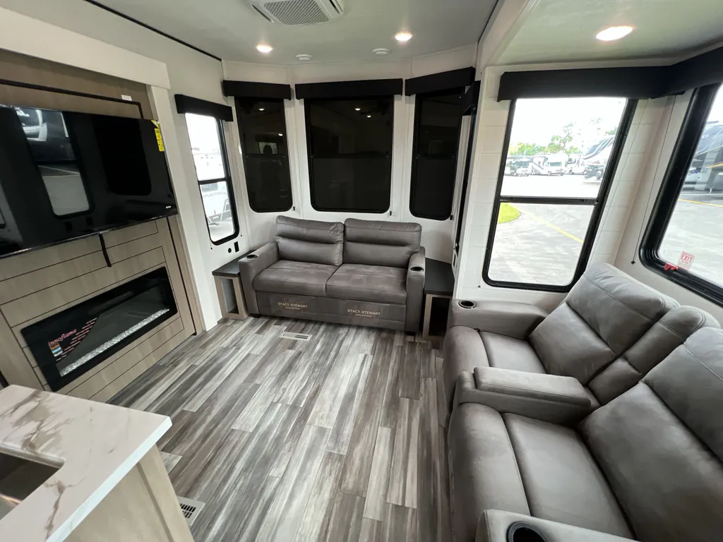 2026 Jayco Jay Flight Bungalow 401FLTS DS, Photos photo 10