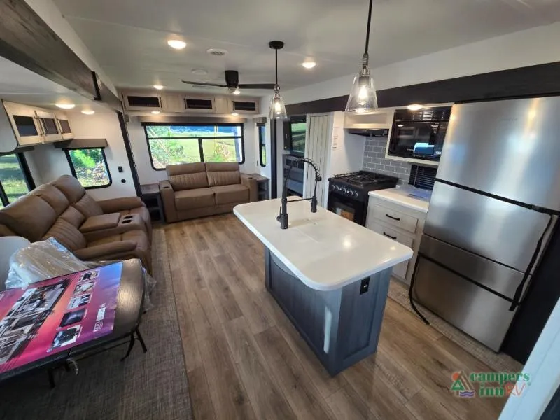 2026 Forest River Puma Vista 38RLB - Photo 4