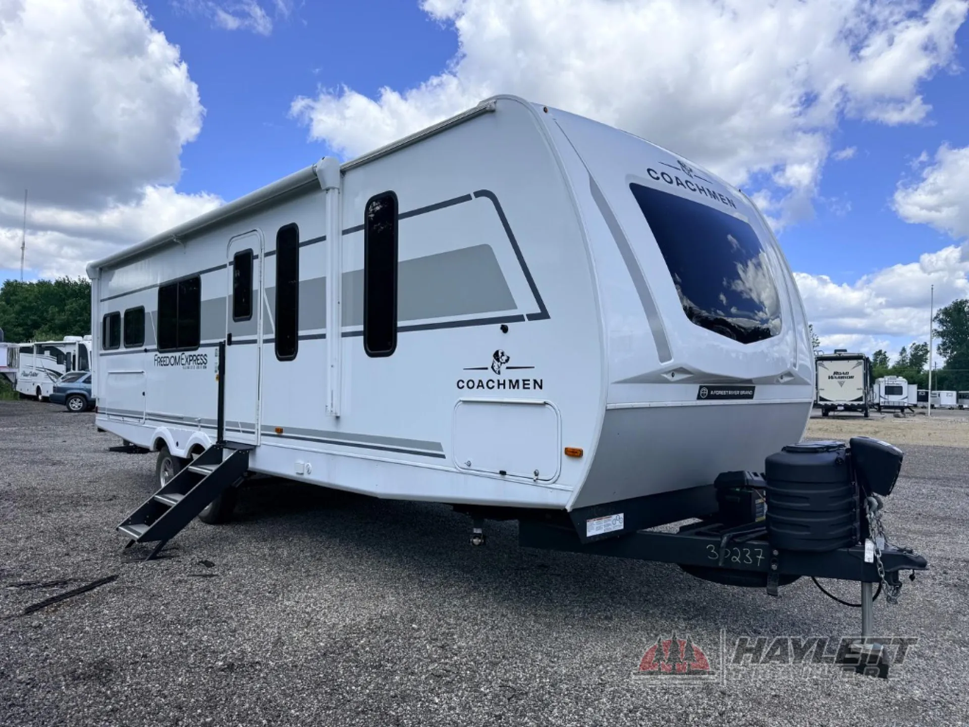 2025 Coachmen Freedom Express Ultra Lite 274RKS