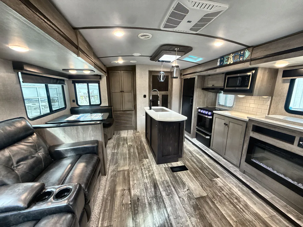 2020 Keystone Outback 340BH, Photos photo 3