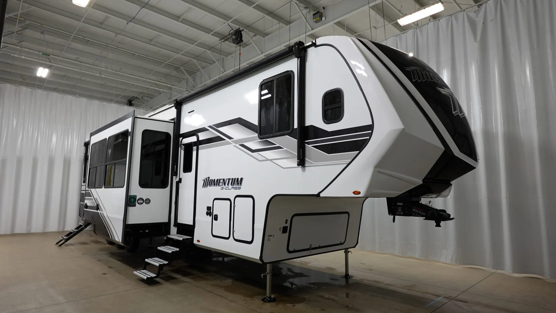 2026 Grand Design Momentum G-Class 394G - Photo 2